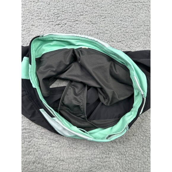 Lululemon Run Speed shorts black and mint green sz 6 - Picture 6 of 6